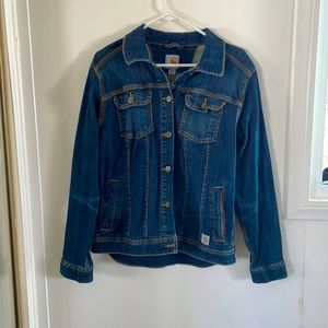 This blue, denim Carhart jacket is quite the find!